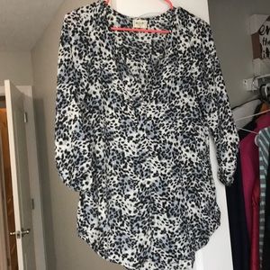H.I.P. Blue and black leopard print 3/4 sleeve